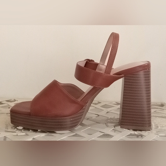 TOP Moda - Picture 3 of 5